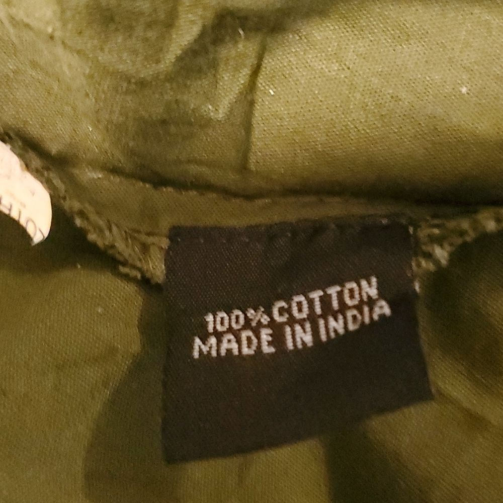 Thread Story Green blouse - Picture 6 of 10